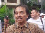 IJAZAH-PALSU-Pakar-Telematika-Roy-Suryo-selesai-menjalani.jpg