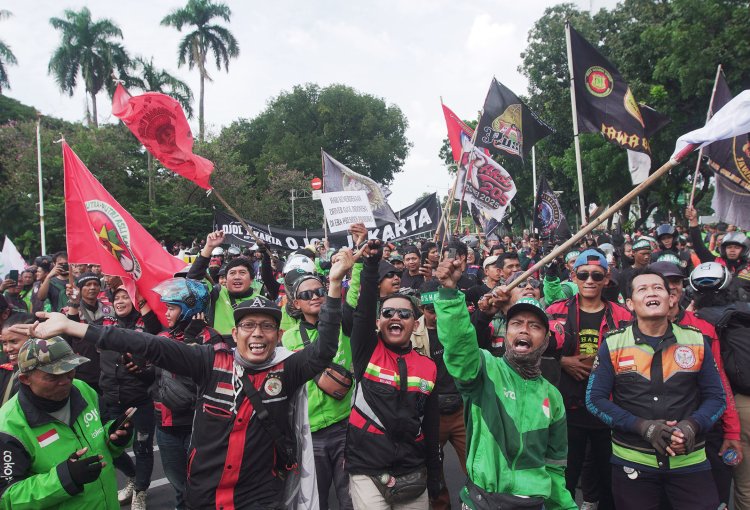 Aksi Demonstrasi Ojek Online di Jakarta