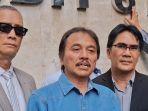 Roy-Suryo-jus.jpg